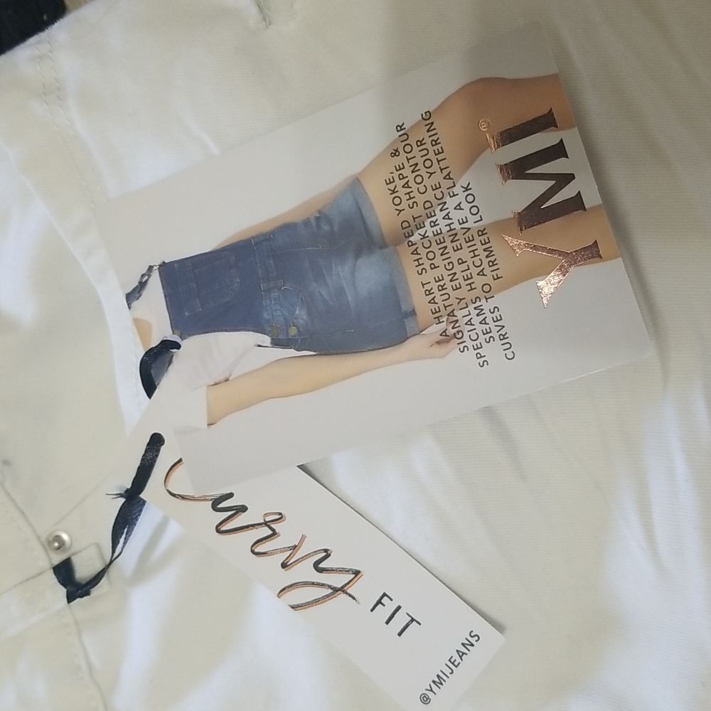 ⛱️YMI Jean's Curvt Fit White Distressed Shortalls Size 17 Jrs - Picture 2 of 12